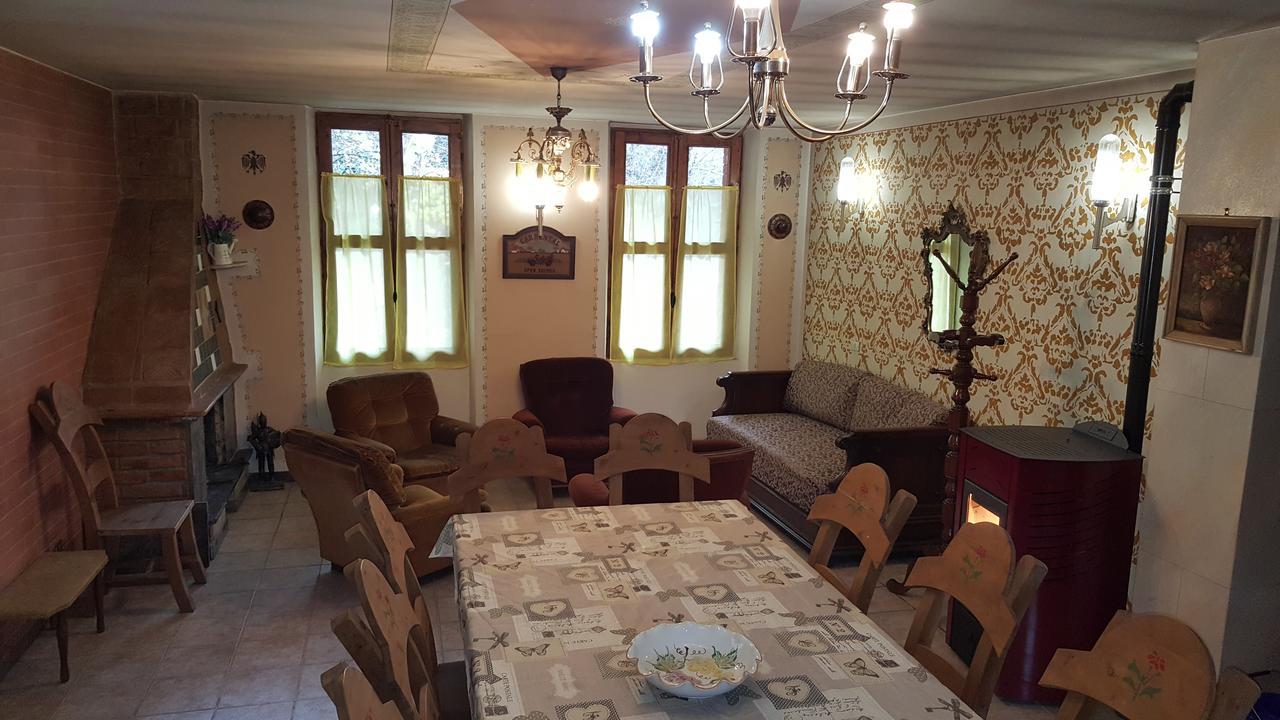 منزل الضيف Bracca  في Casa Vecia المظهر الخارجي الصورة